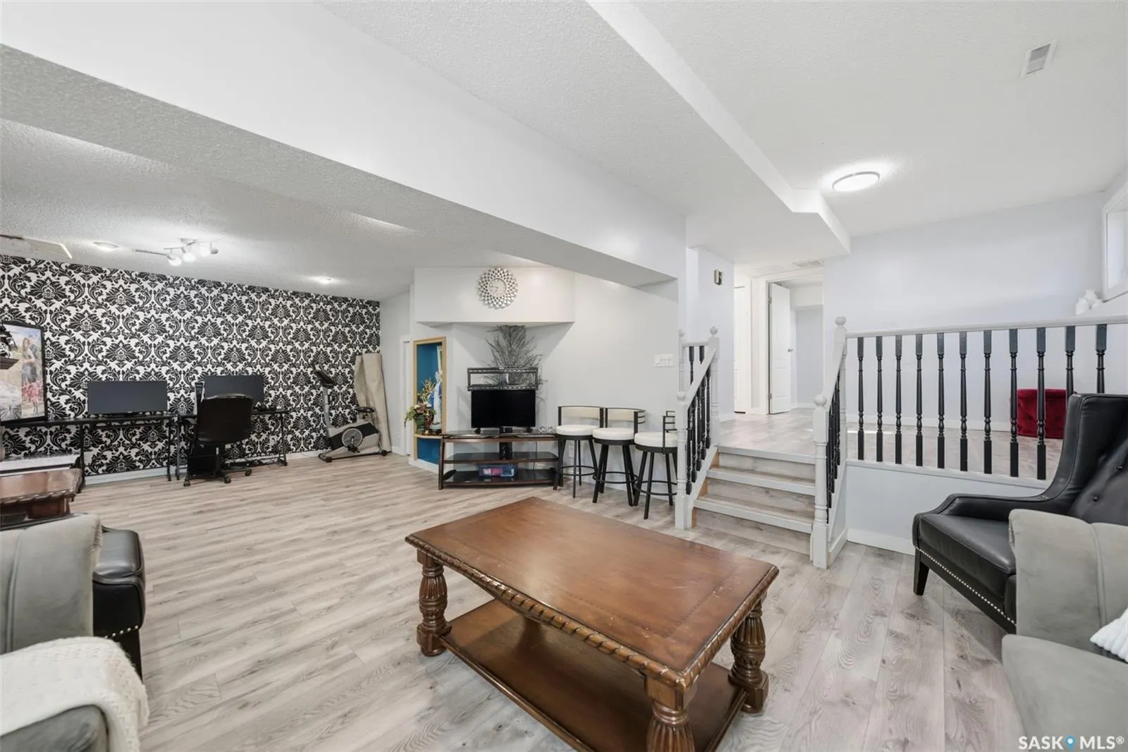 1010 Haslam CRESCENT