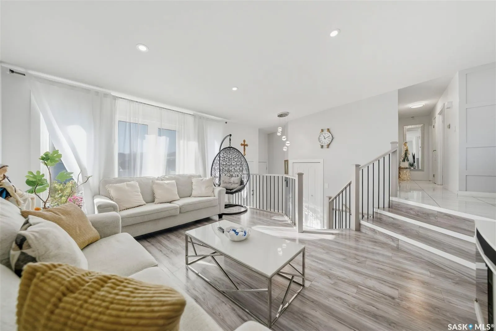 1010 Haslam CRESCENT