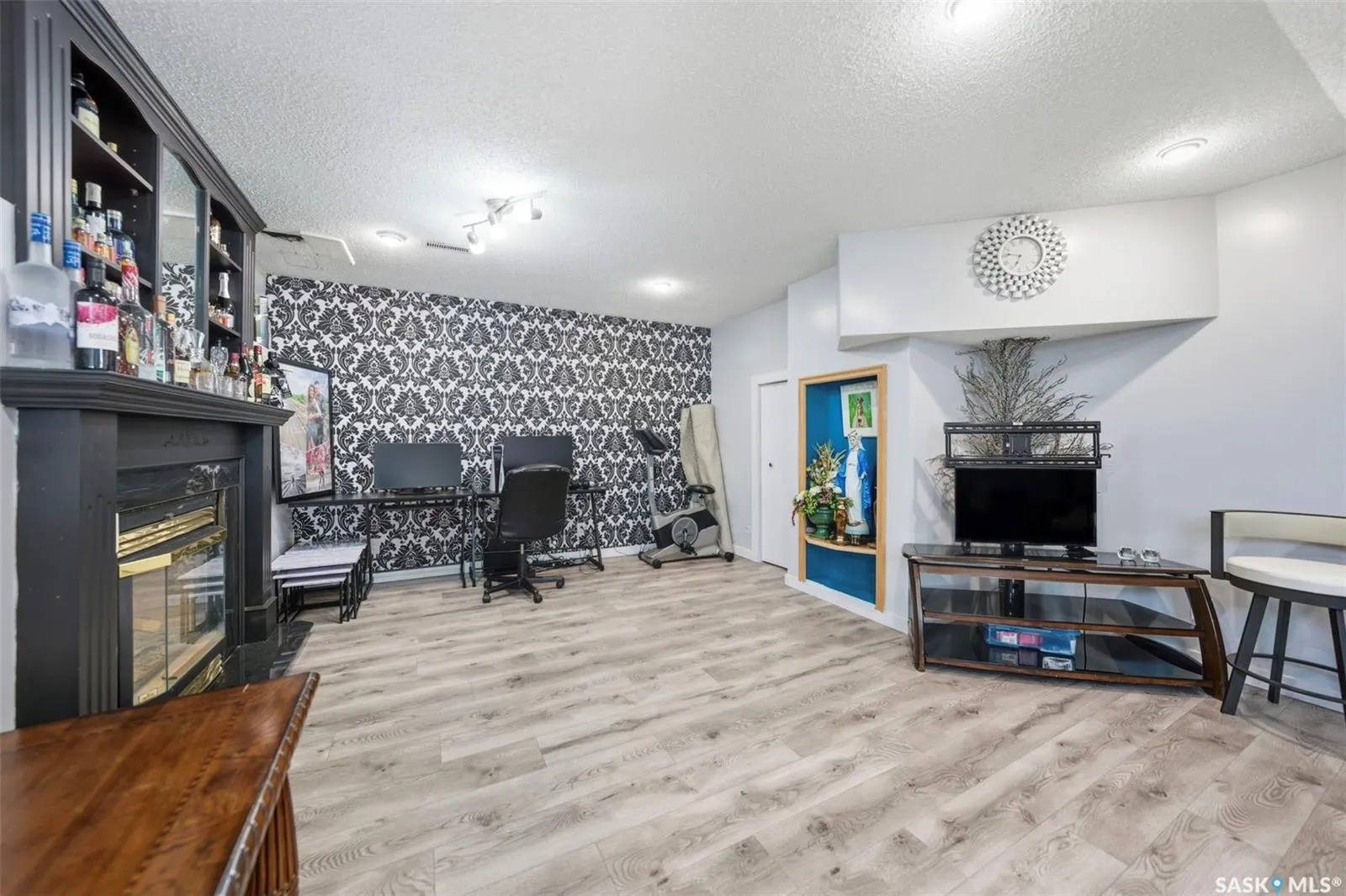 1010 Haslam CRESCENT