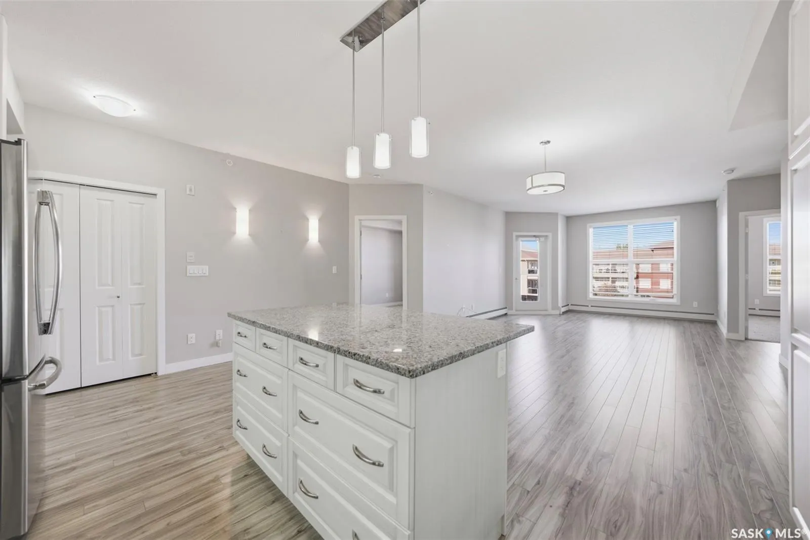 1035 Moss AVENUE, #324