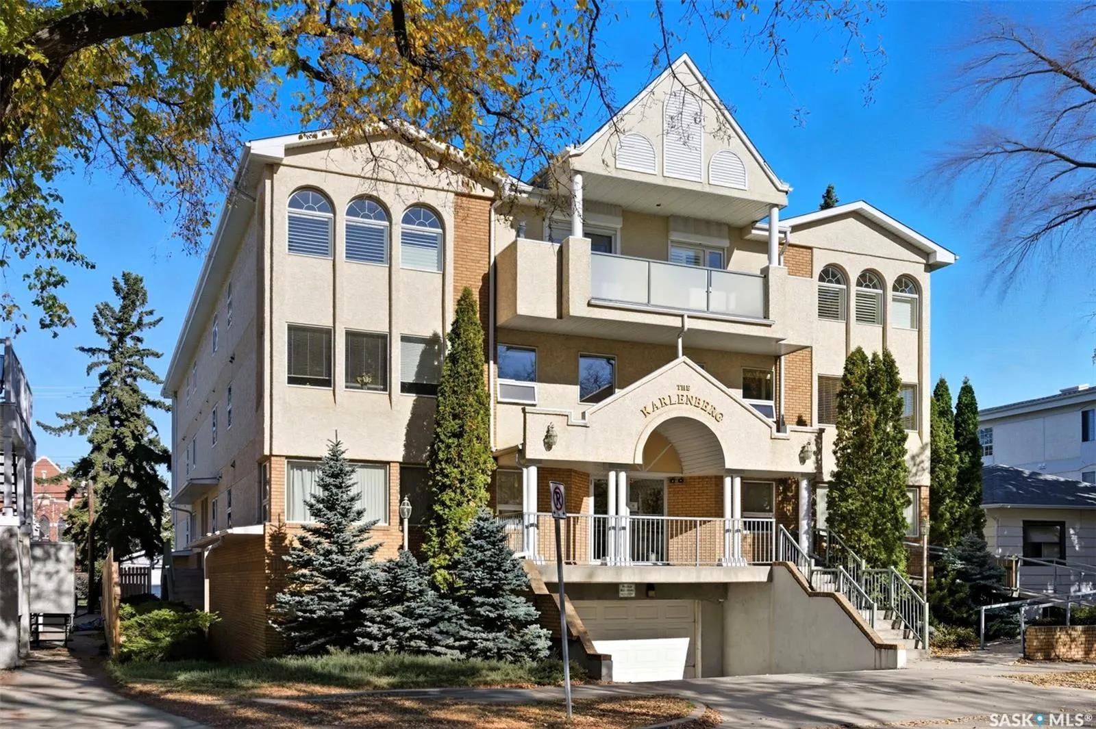 505 Main STREET, #104