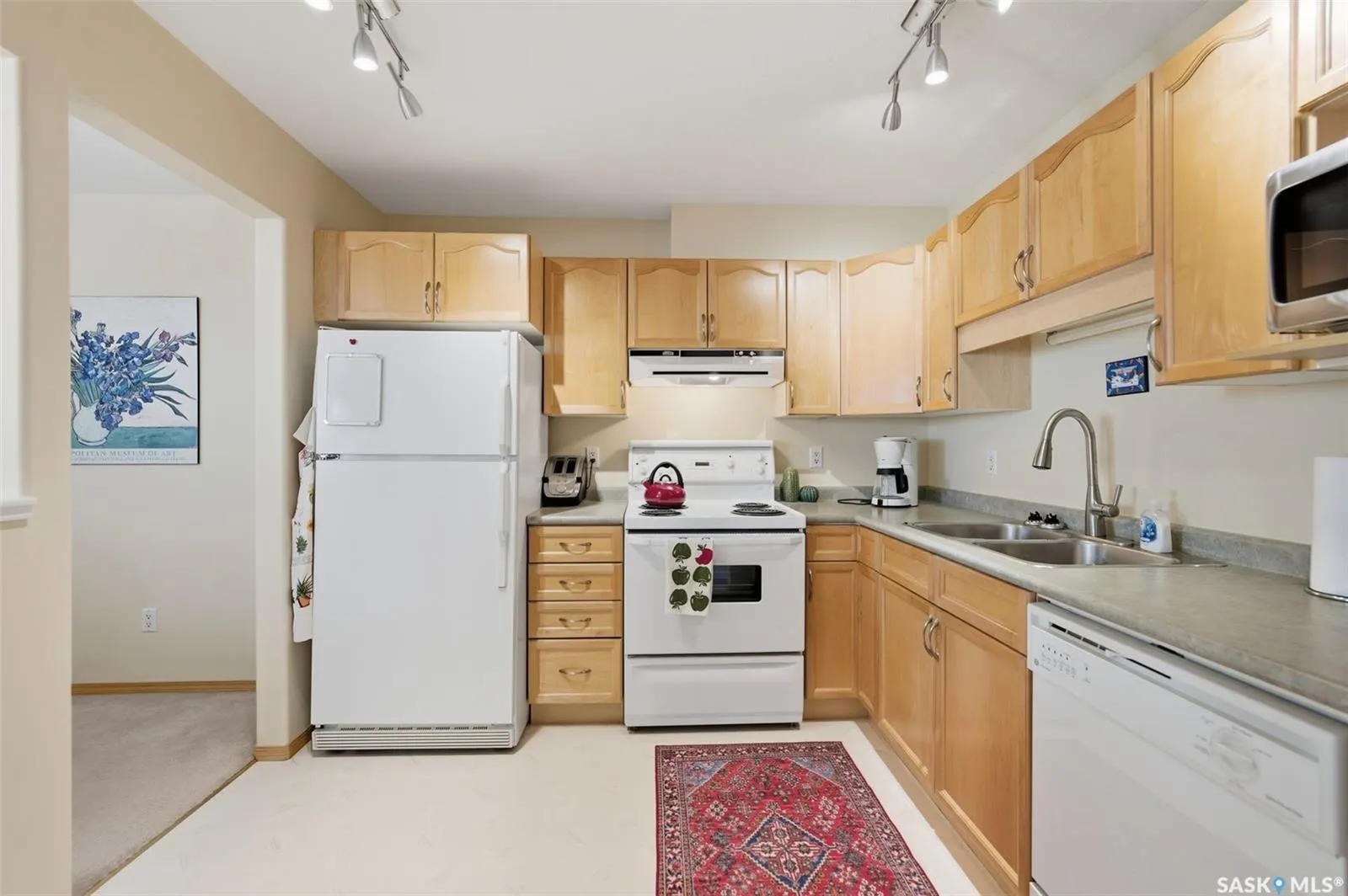 505 Main STREET, #104