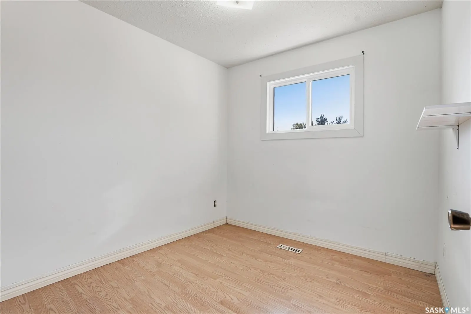 121 Olmstead ROAD