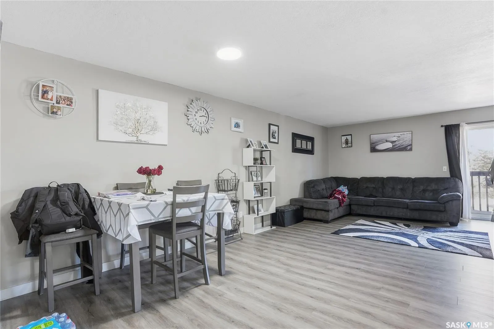 121 Olmstead ROAD