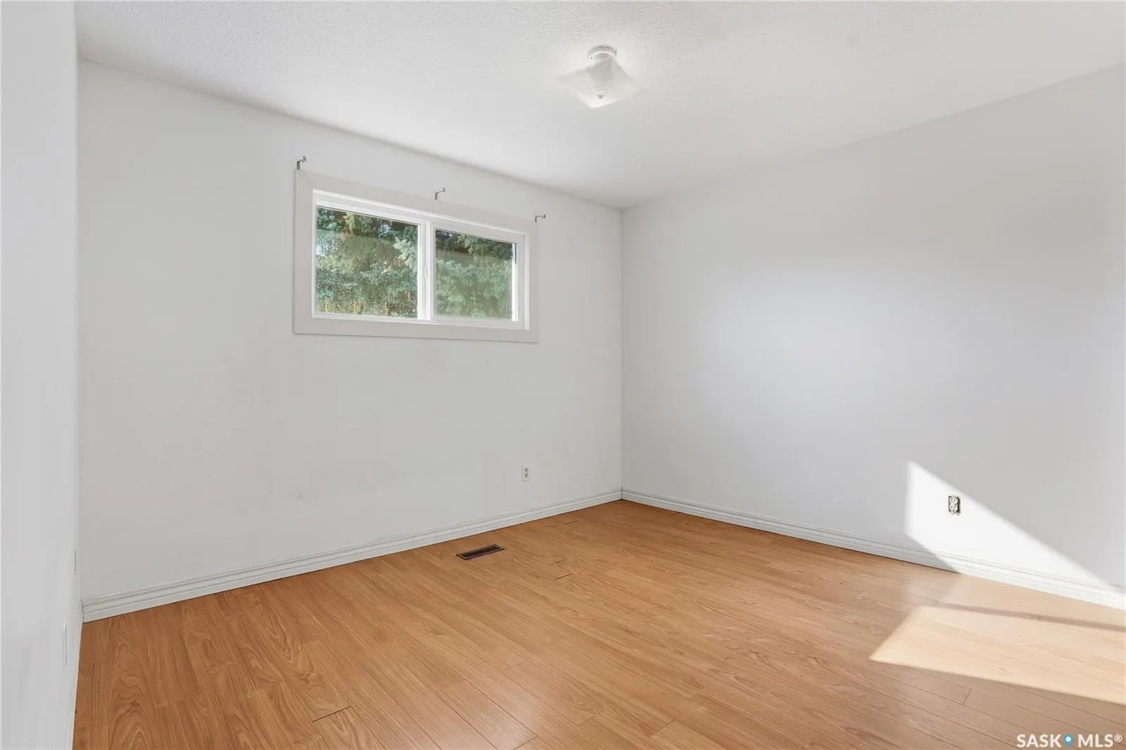 121 Olmstead ROAD