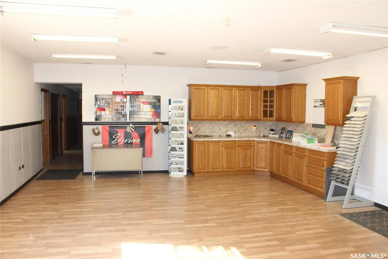 444 River STREET W