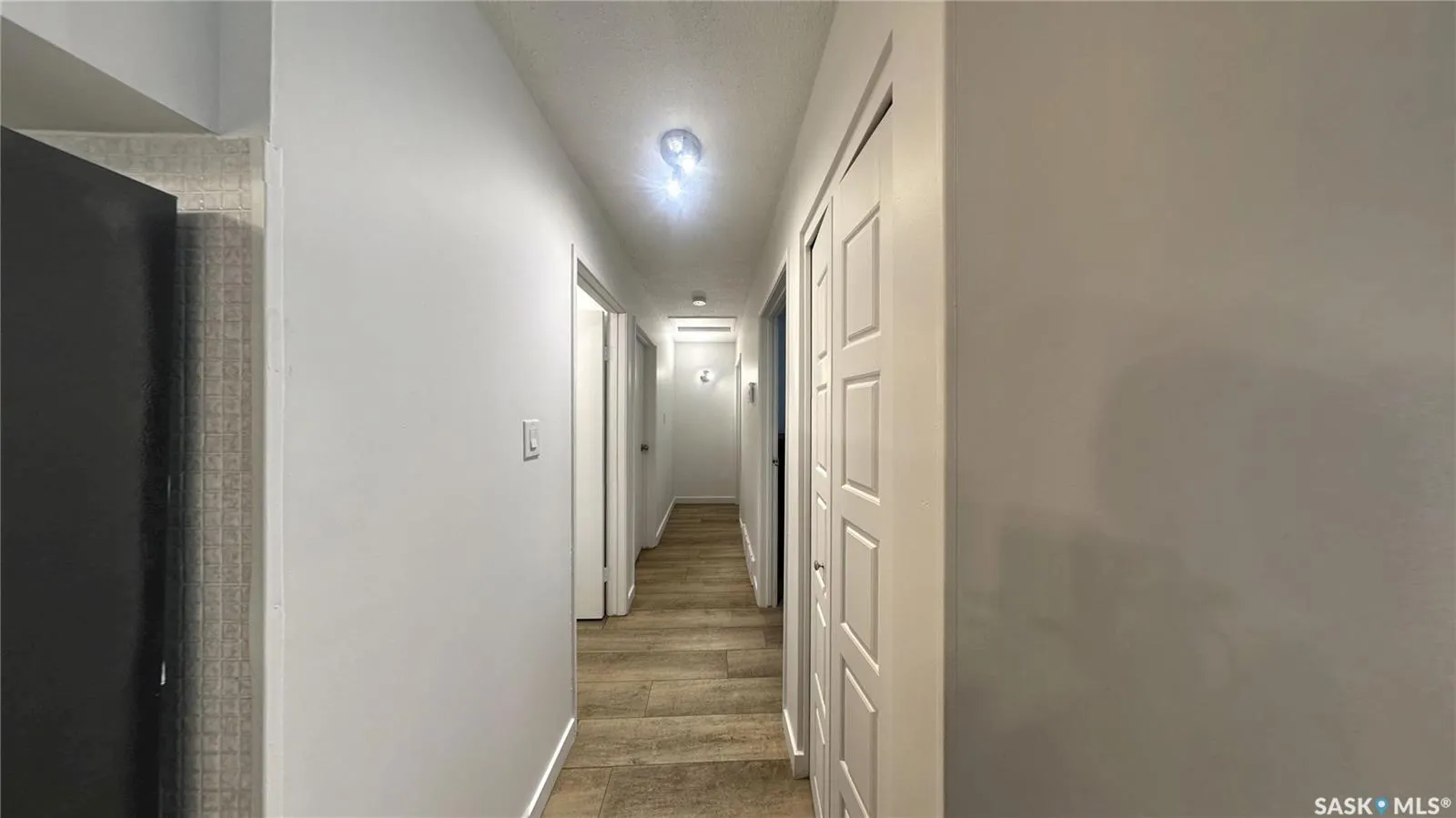 41 Cartier CRESCENT