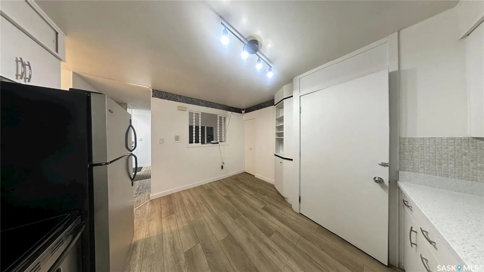 41 Cartier CRESCENT