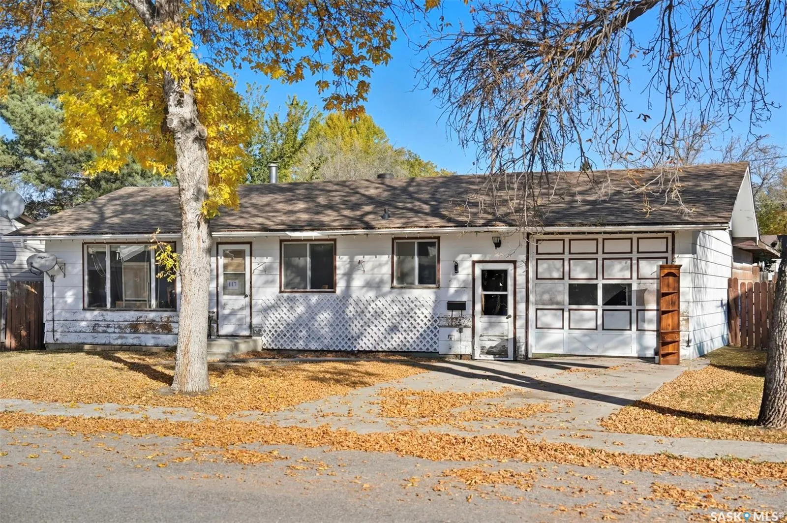 117 3rd STREET E