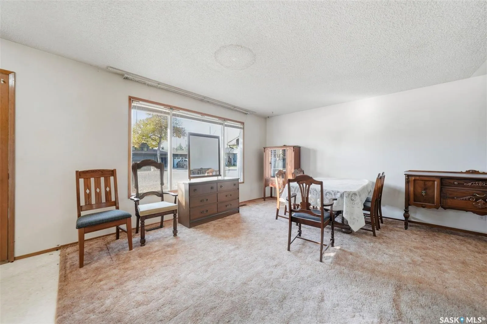 117 3rd STREET E