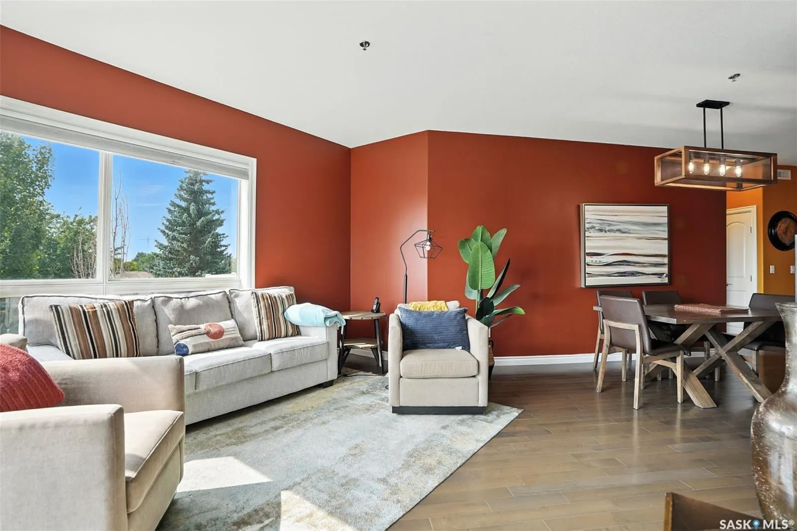 227 Pinehouse DRIVE, #305