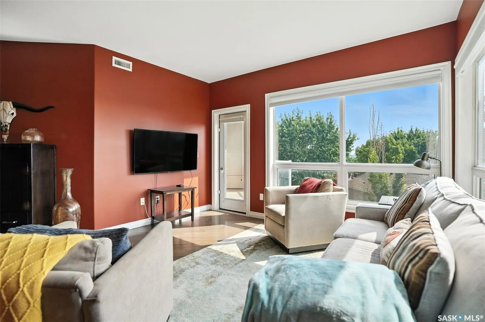 227 Pinehouse DRIVE, #305