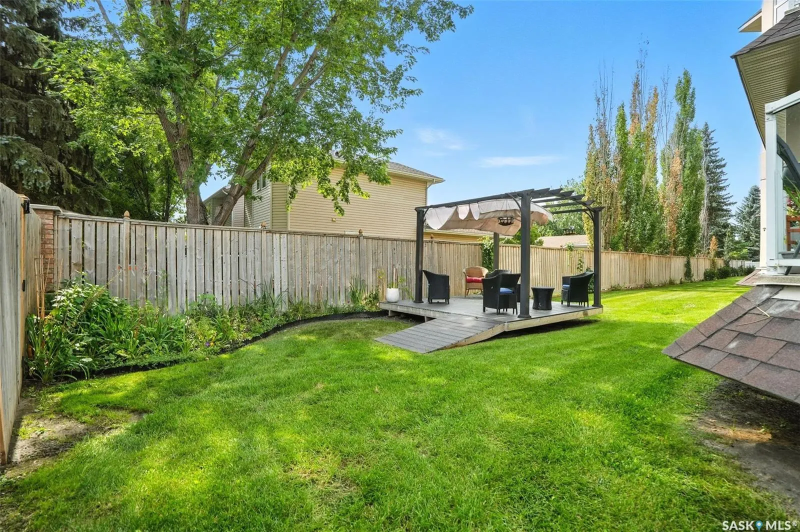 227 Pinehouse DRIVE, #305