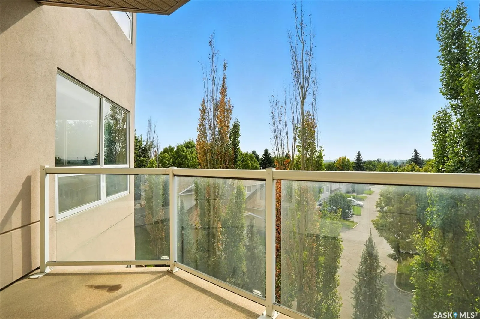 227 Pinehouse DRIVE, #305