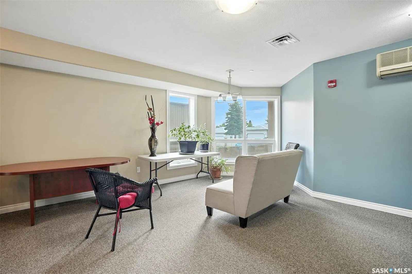 227 Pinehouse DRIVE, #305