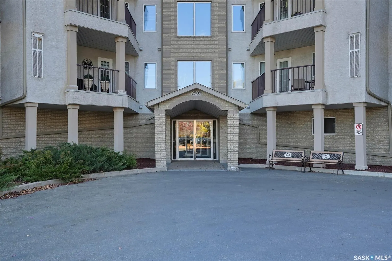 2909 Arens ROAD E, #411
