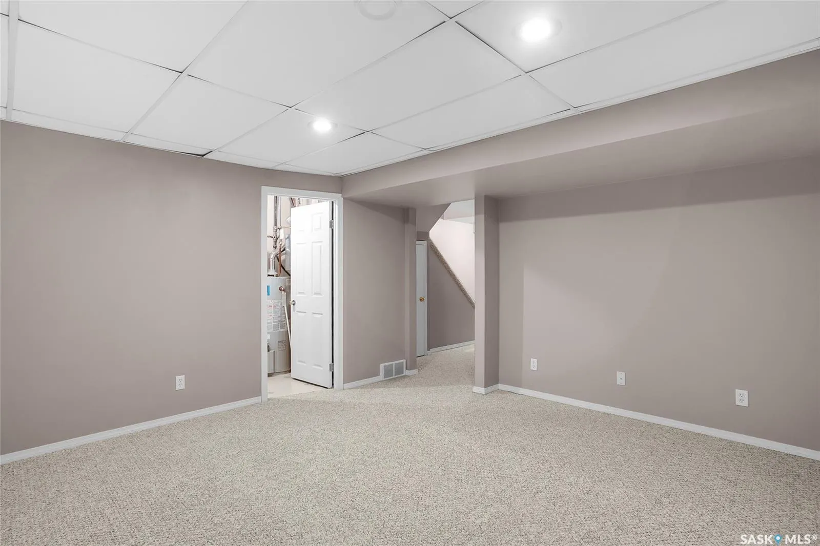 327 BERINI DRIVE, #32