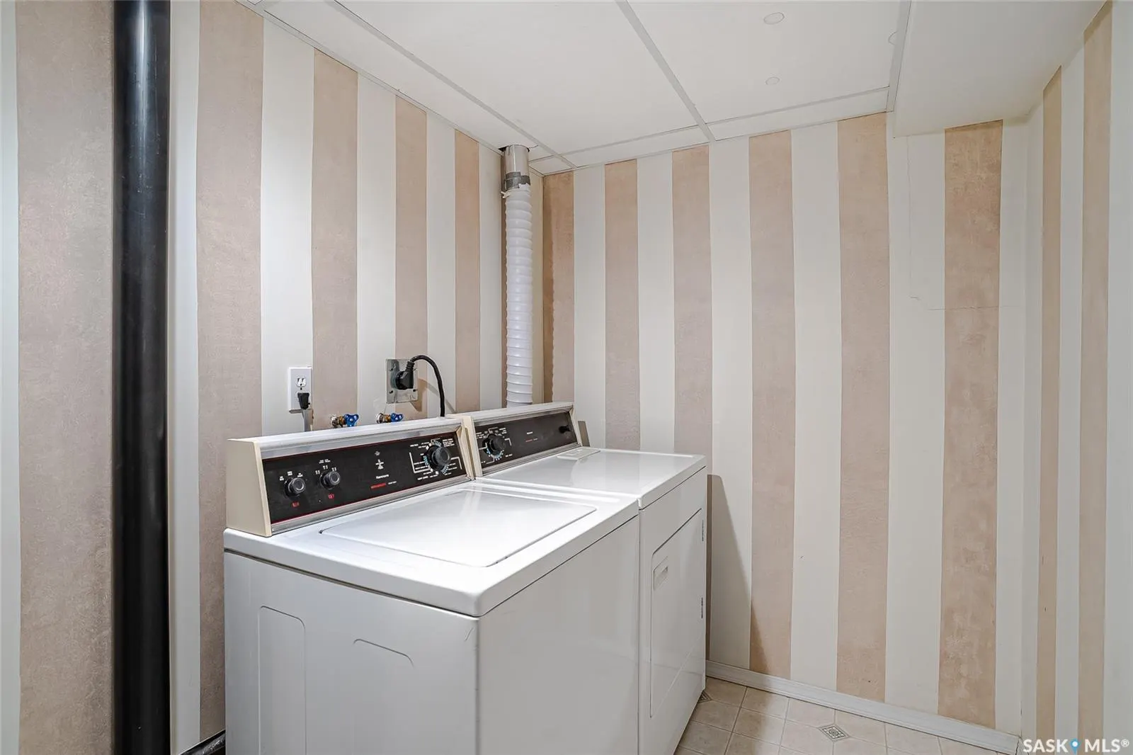 327 BERINI DRIVE, #32