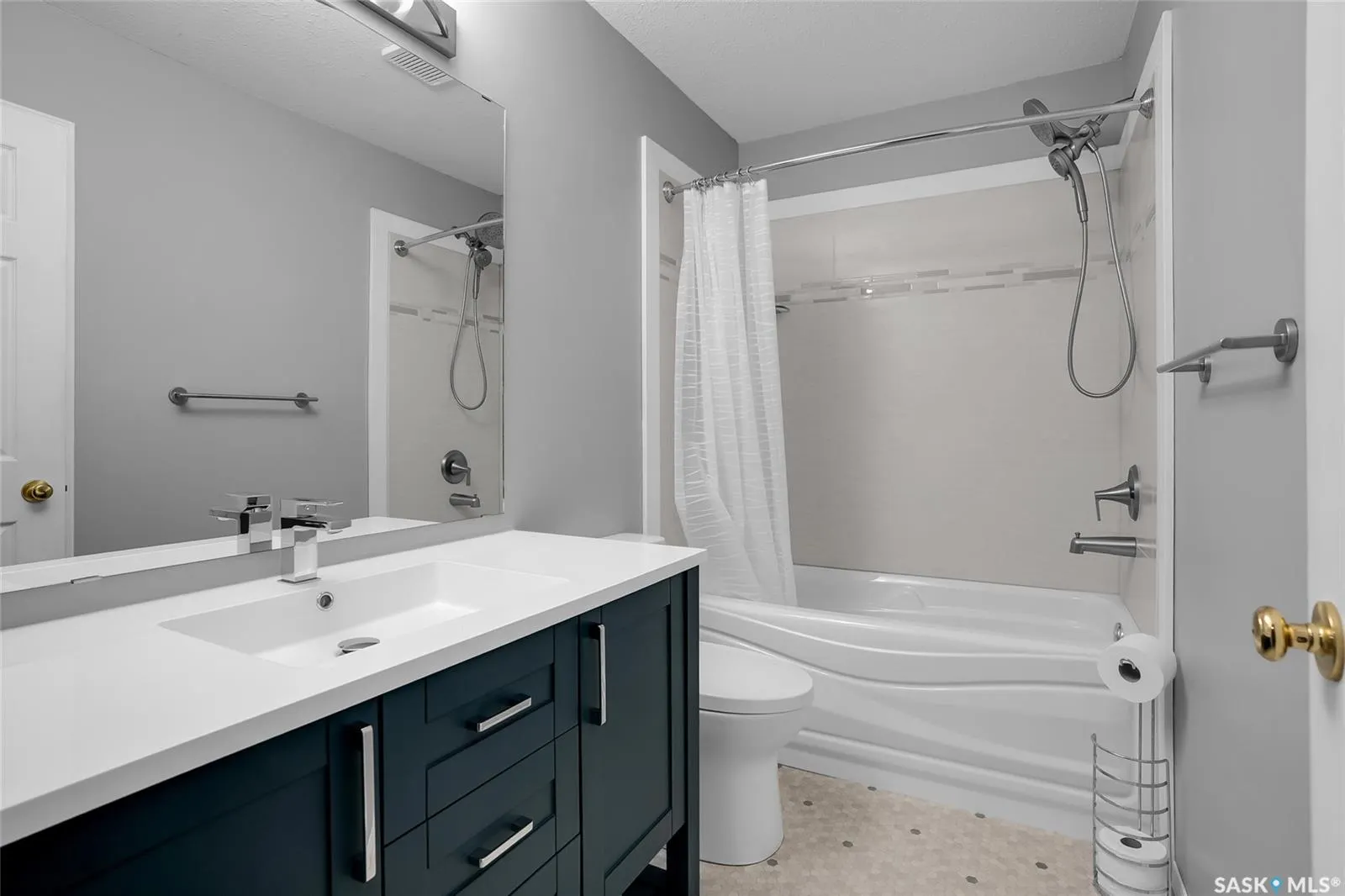 327 BERINI DRIVE, #32