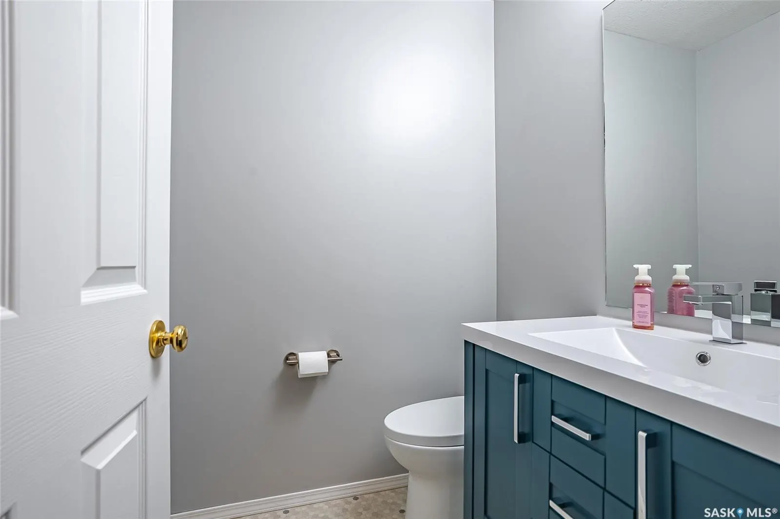 327 BERINI DRIVE, #32