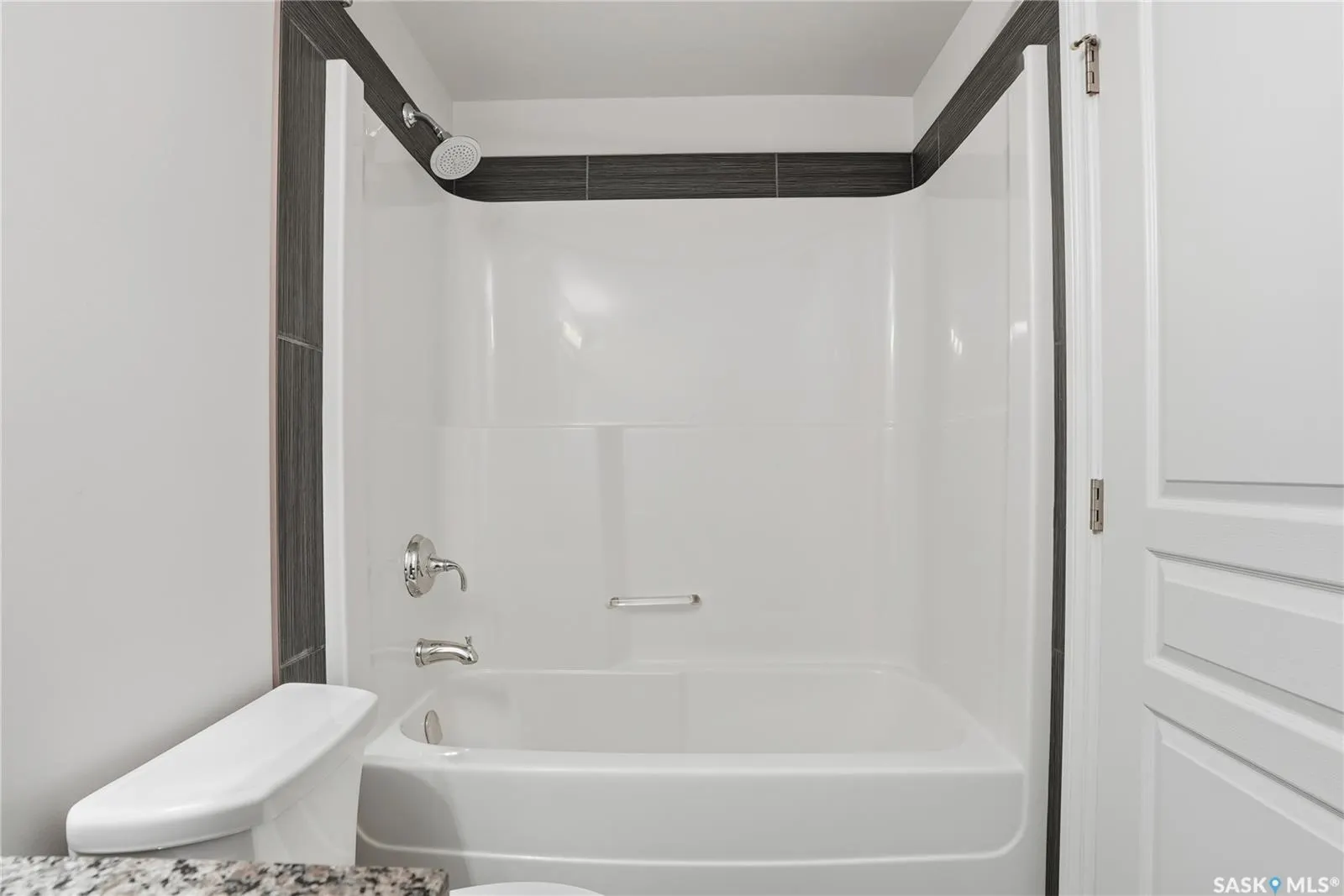 412 Willowgrove SQUARE, #323