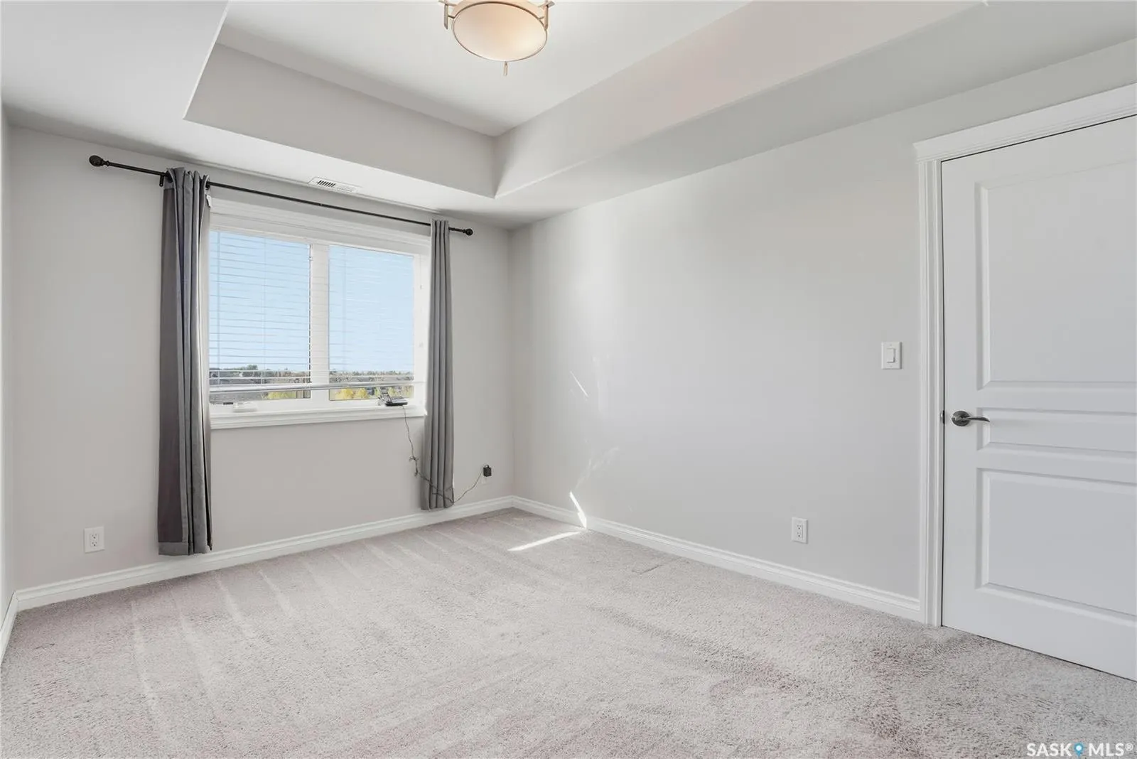 412 Willowgrove SQUARE, #323