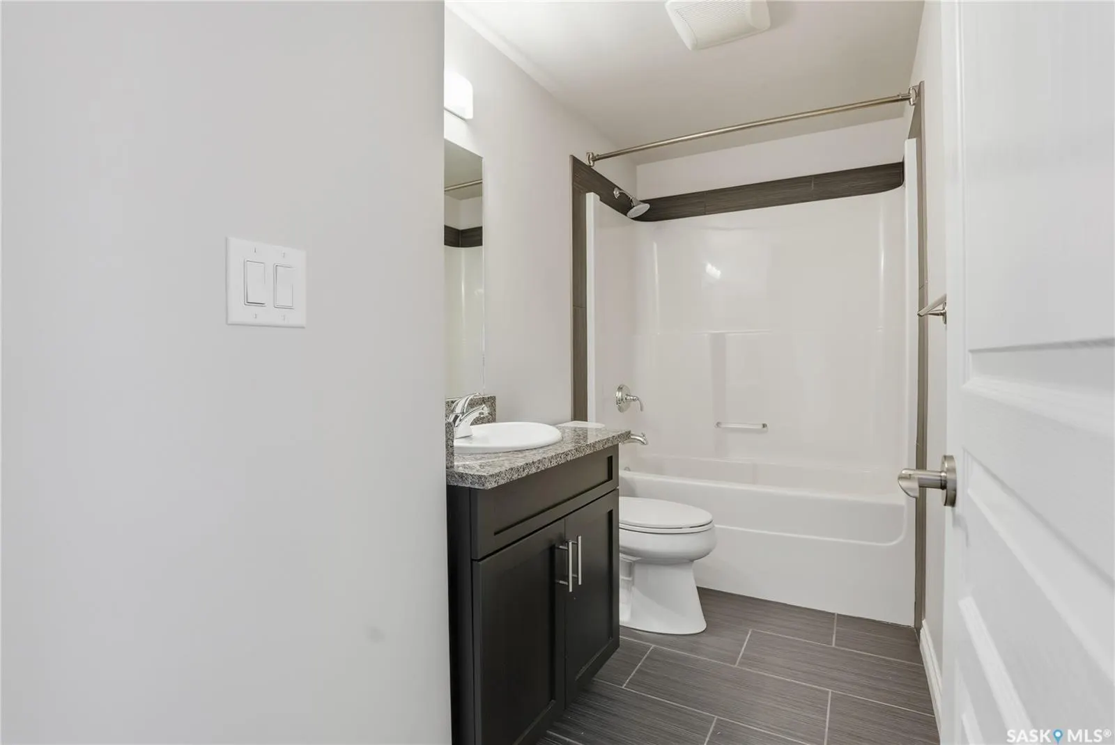 412 Willowgrove SQUARE, #323