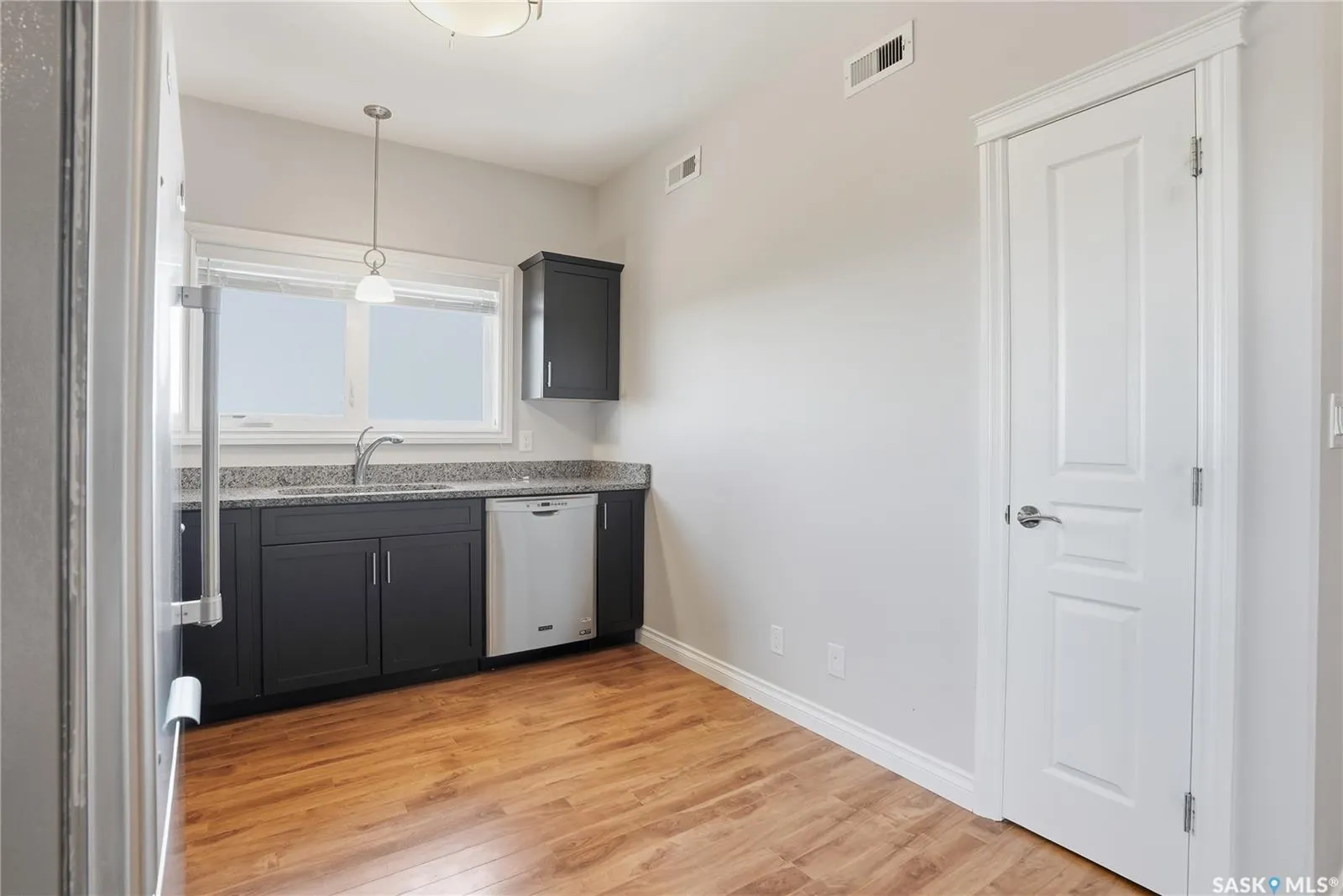 412 Willowgrove SQUARE, #323