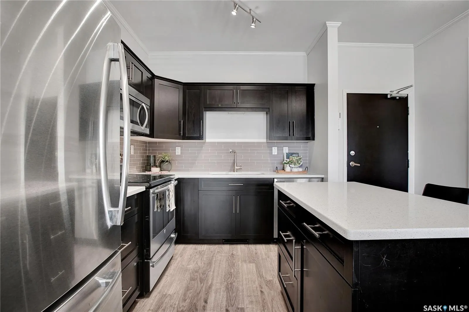 545 Hassard CLOSE, #109