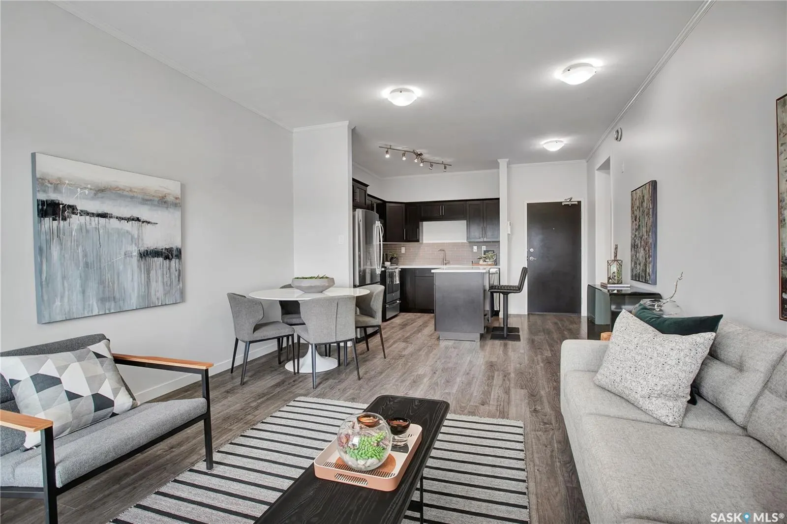 545 Hassard CLOSE, #109