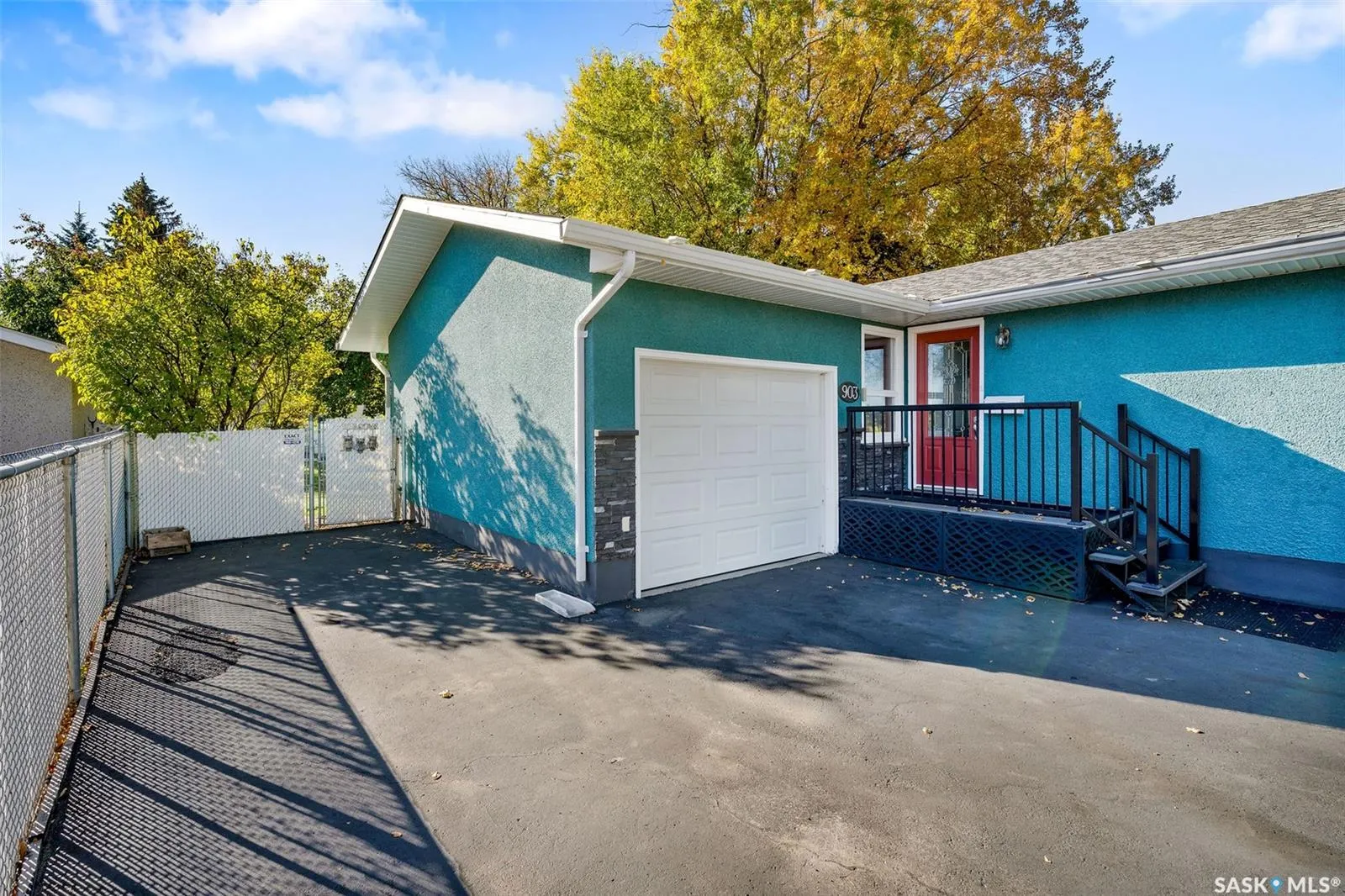 903 Branion DRIVE