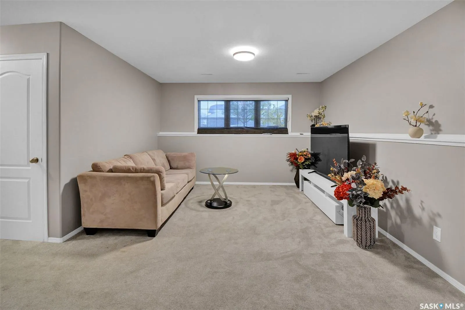 1526 Paton CRESCENT