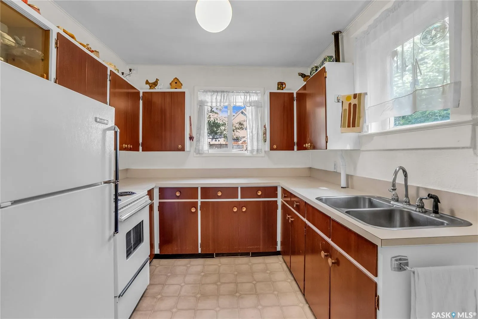 118 28th STREET W