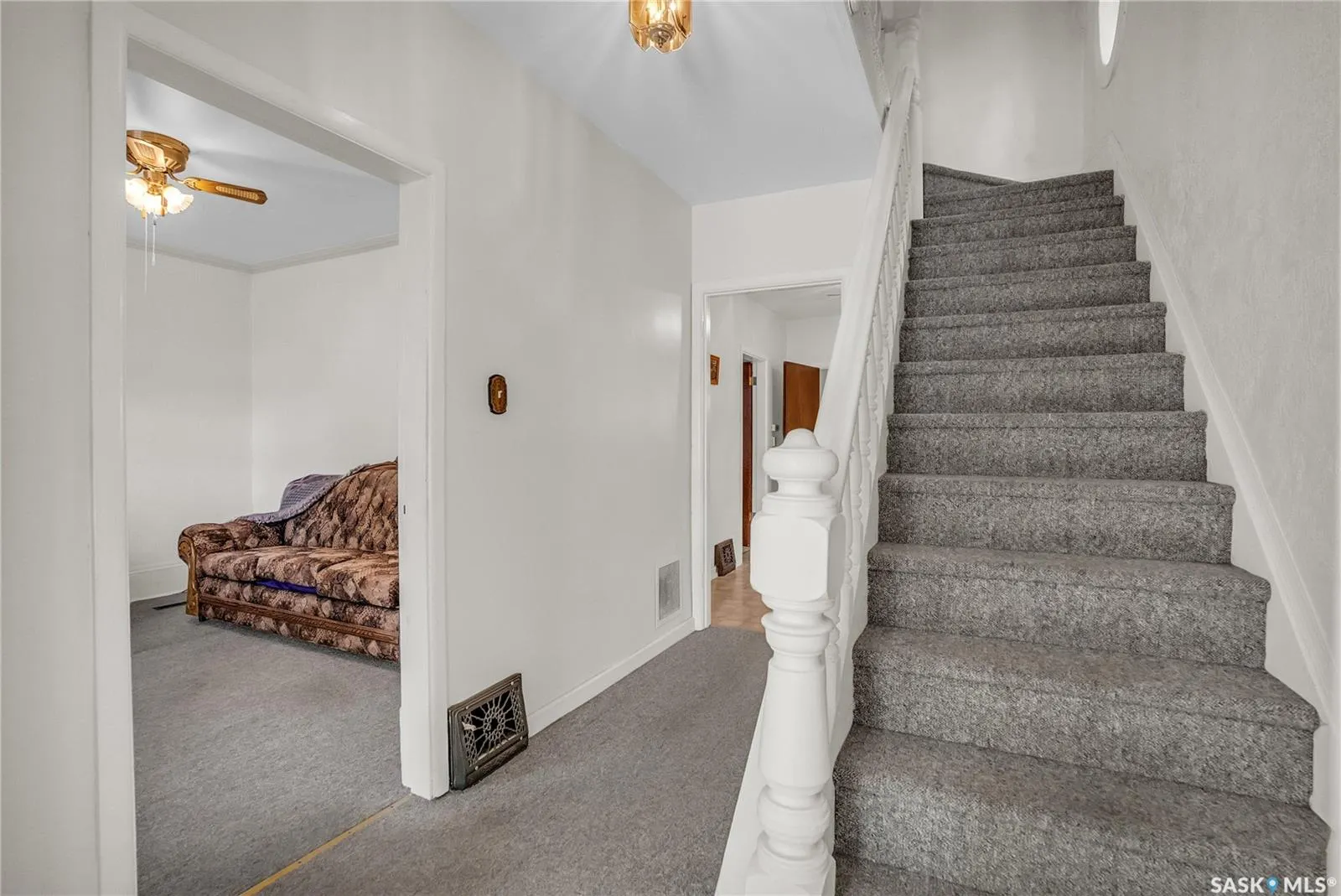 118 28th STREET W