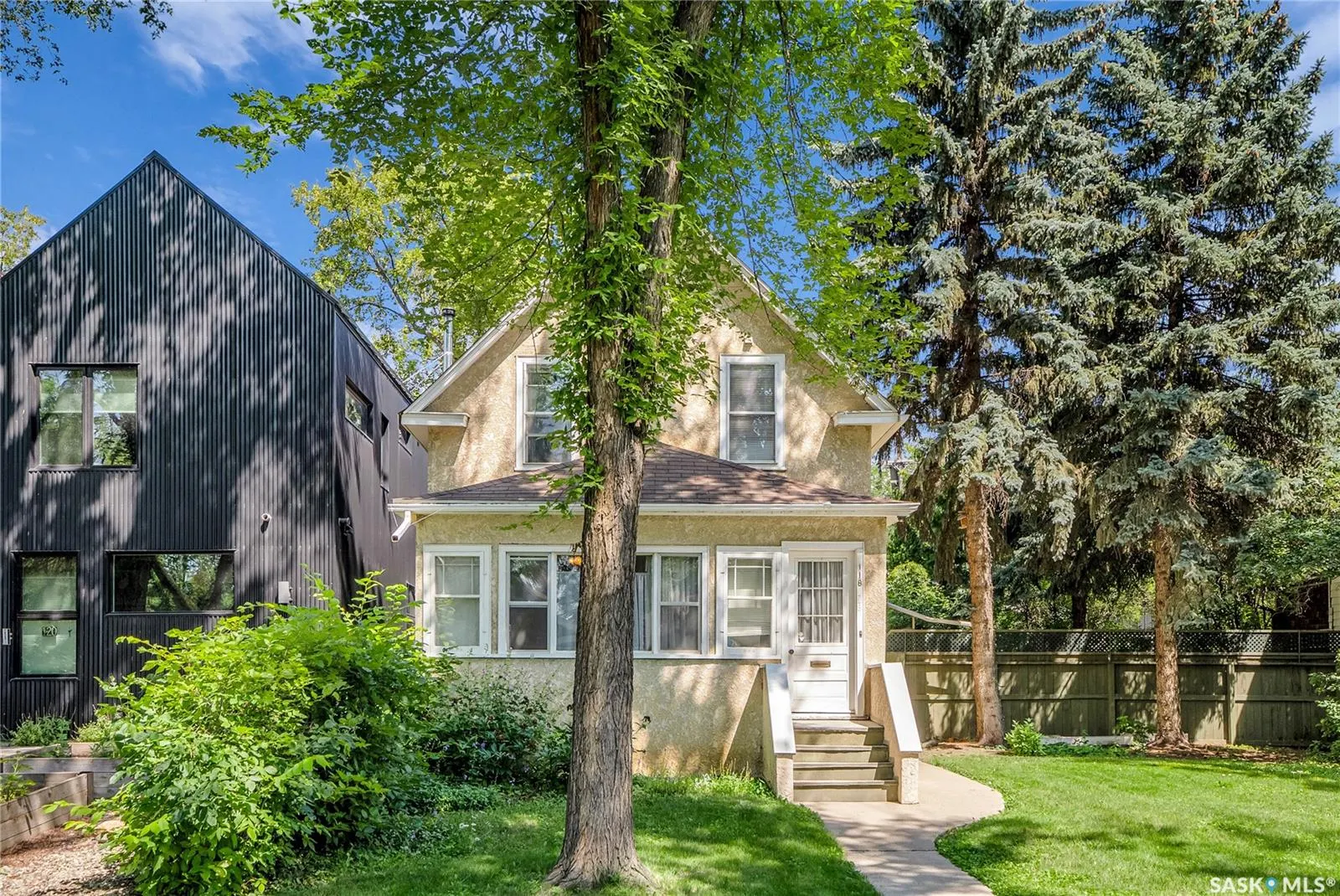 118 28th STREET W
