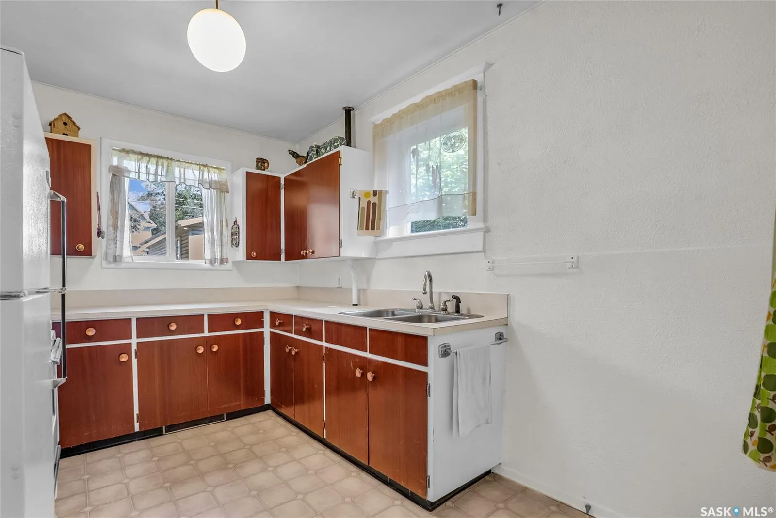 118 28th STREET W