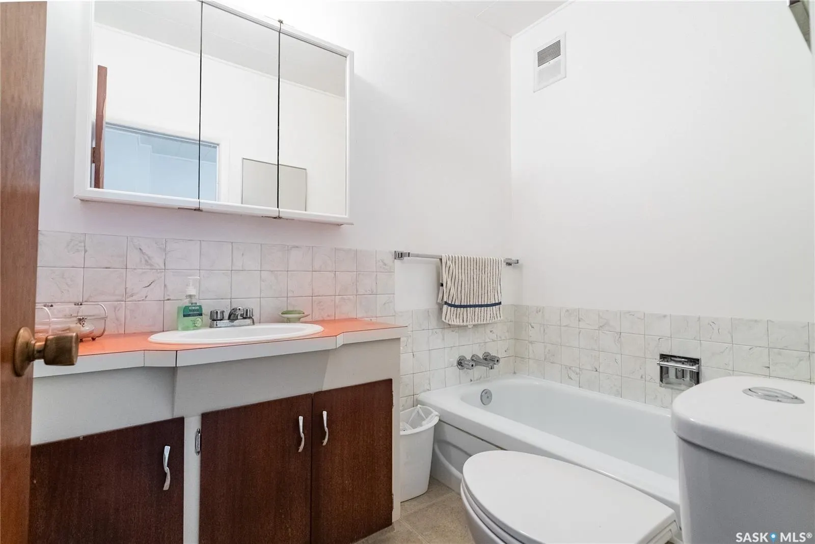 118 28th STREET W