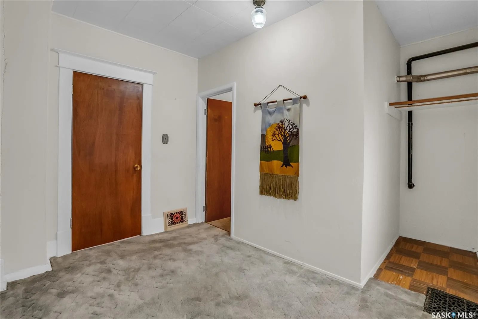 118 28th STREET W