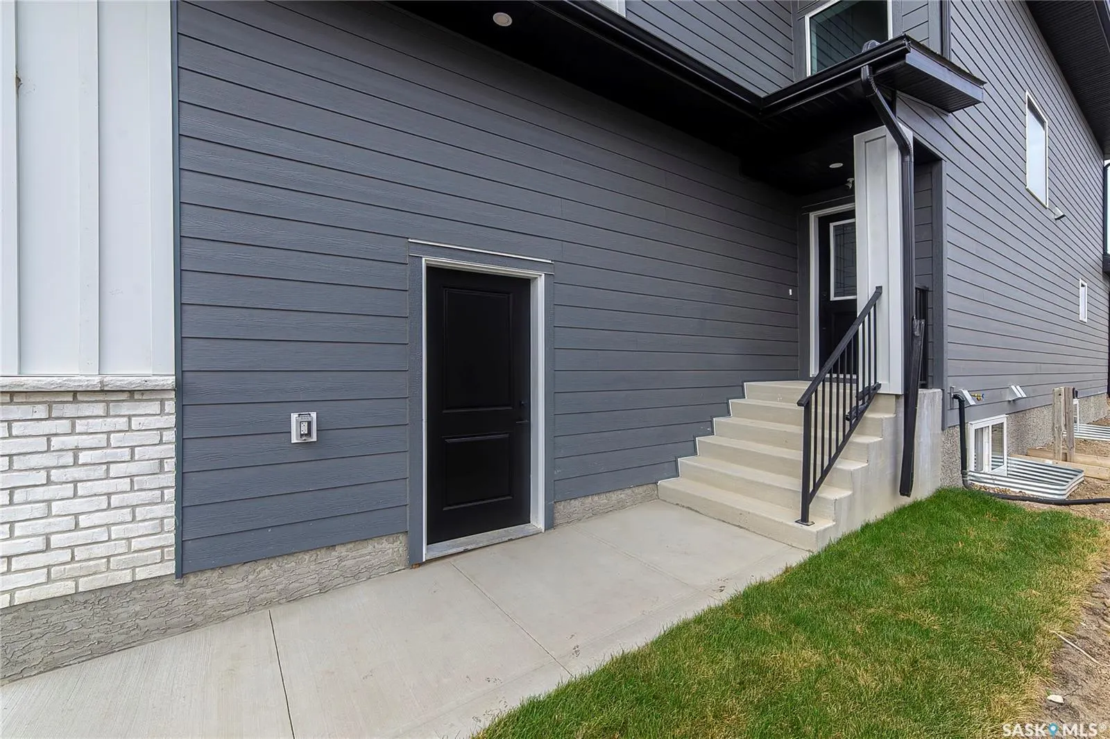 447 Woolf BEND