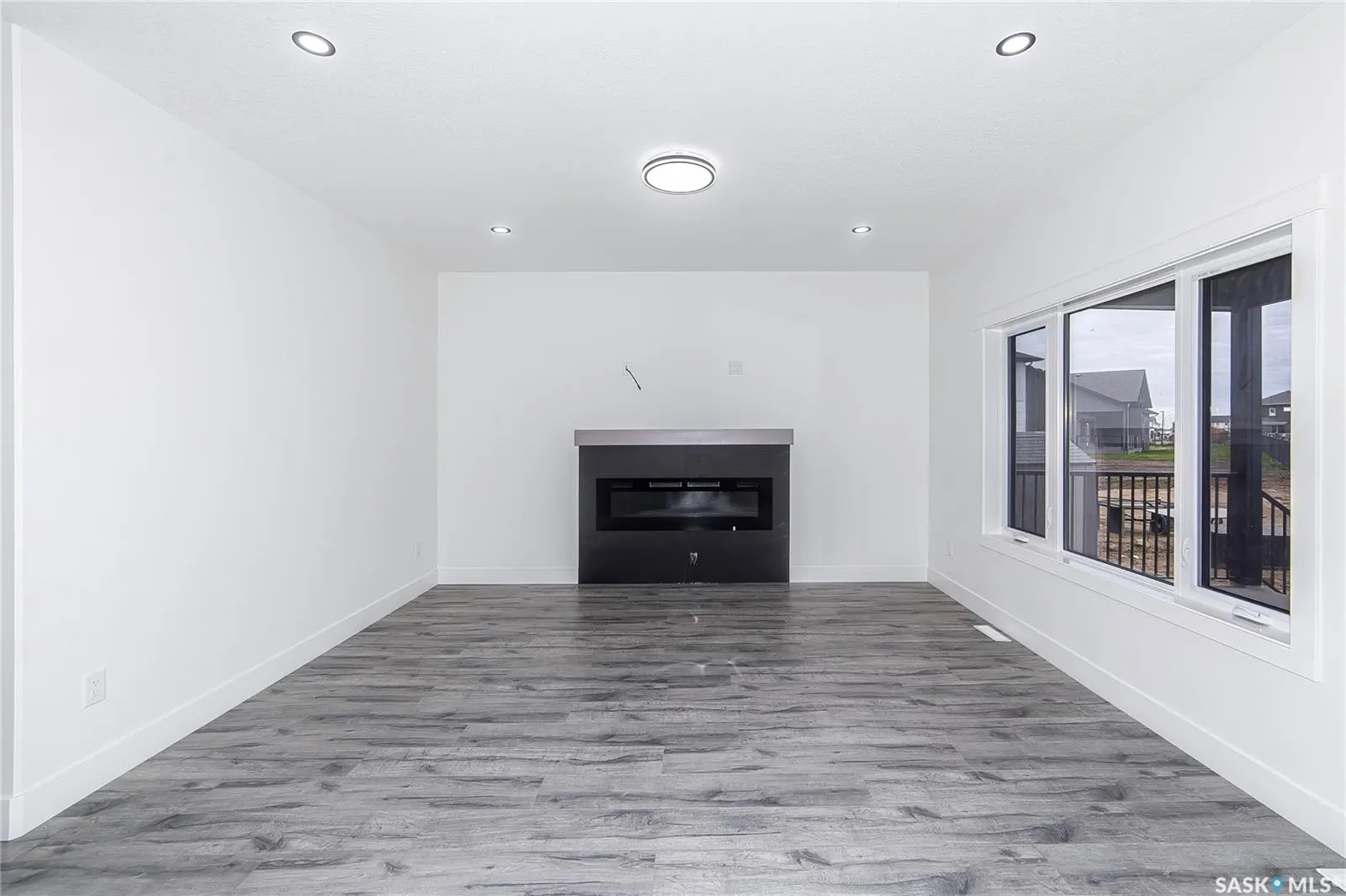 447 Woolf BEND