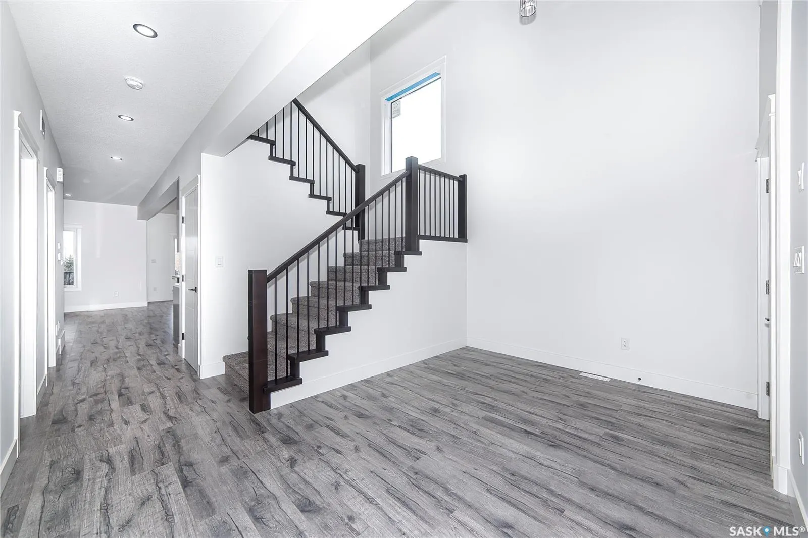 447 Woolf BEND
