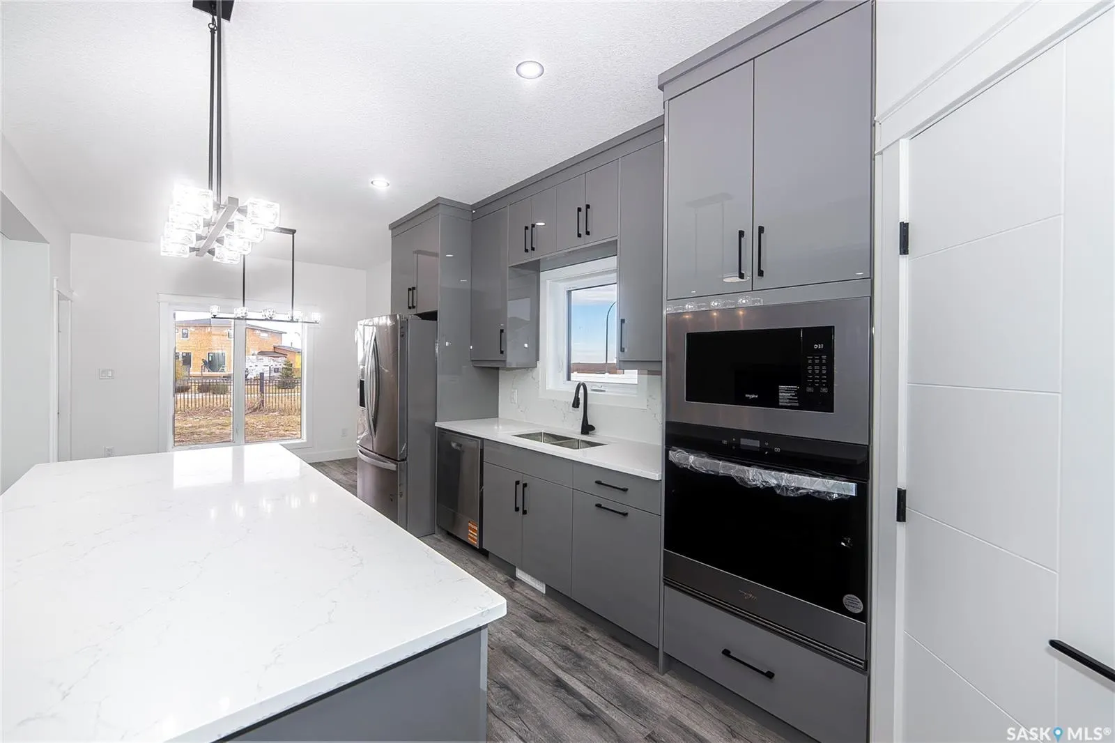 447 Woolf BEND