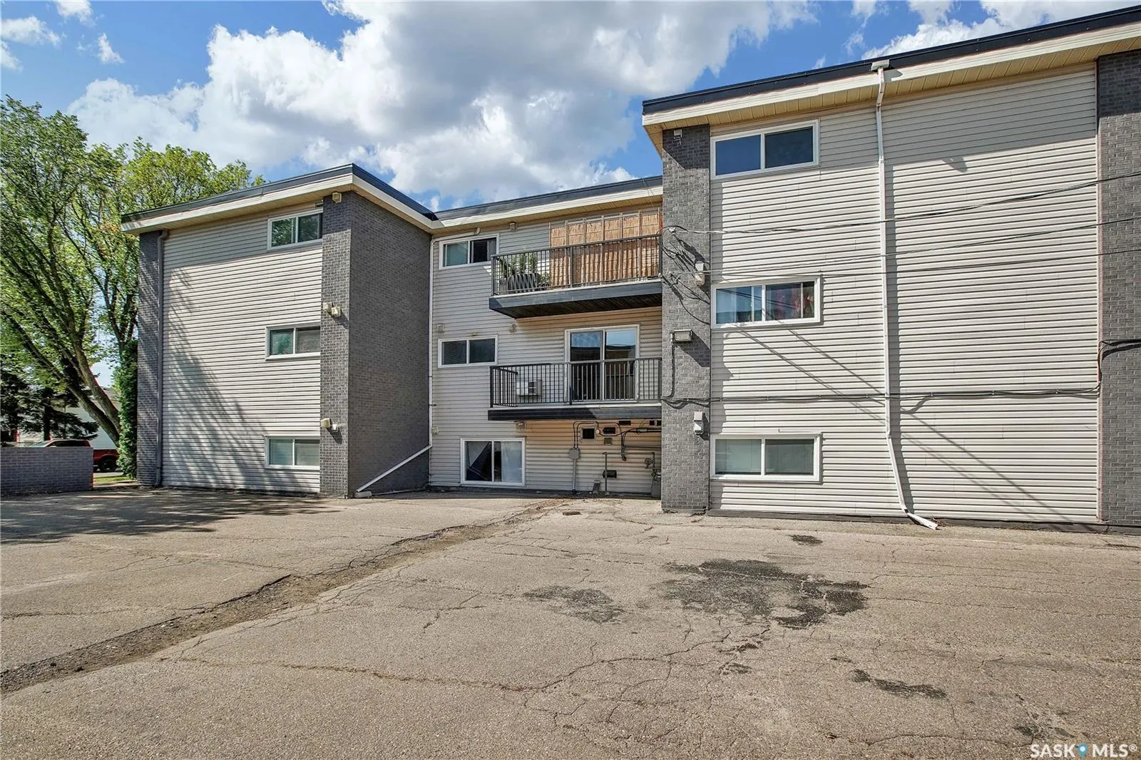 2301 7th STREET E, #8