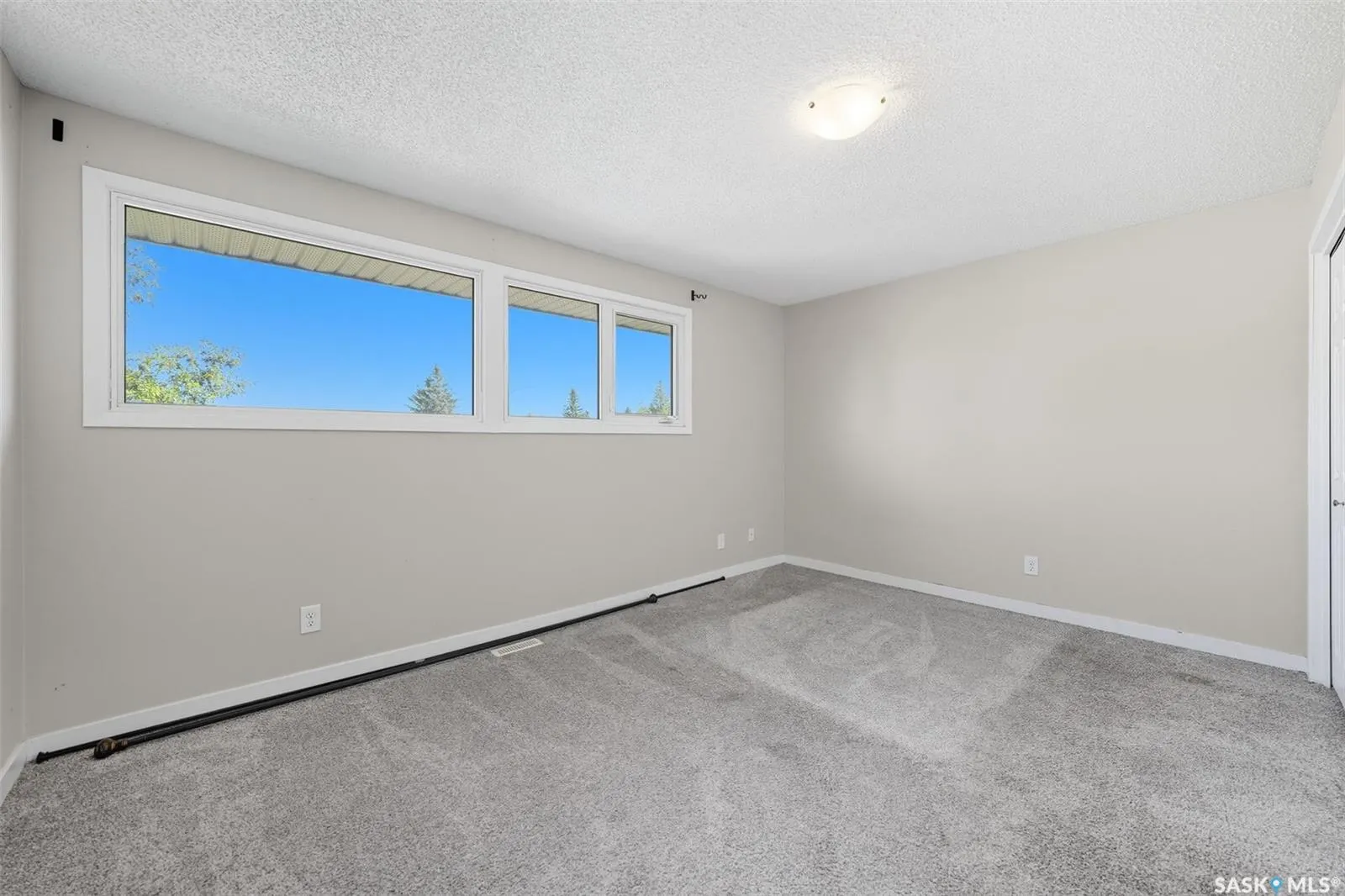 266 Assiniboine DRIVE