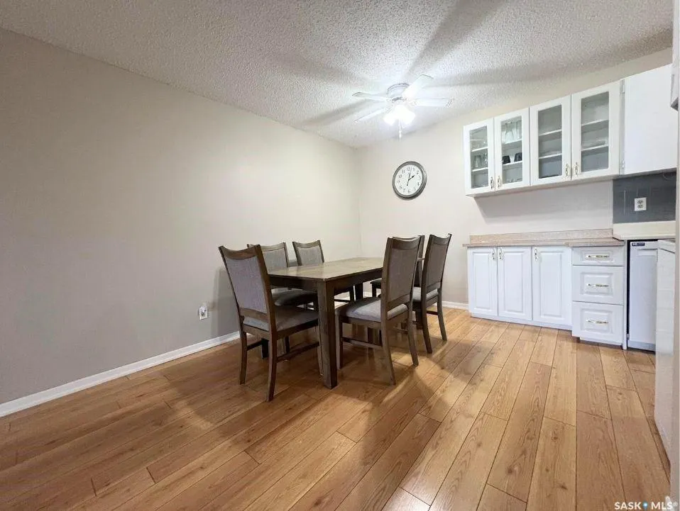 1140 9th AVENUE NE, #103