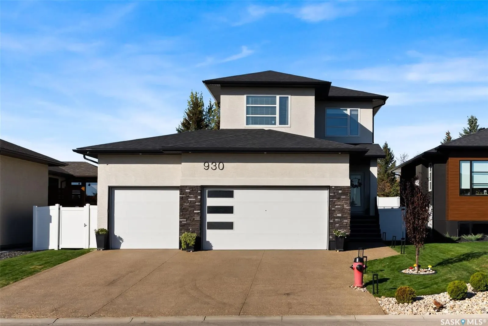 930 Westview DRIVE N