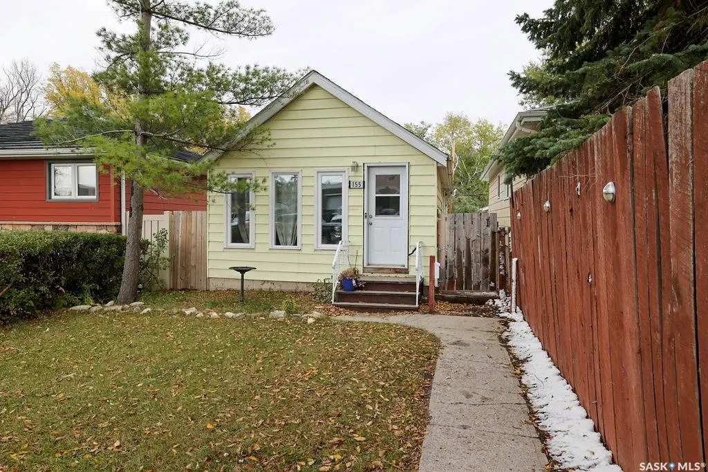 155 McIntyre STREET