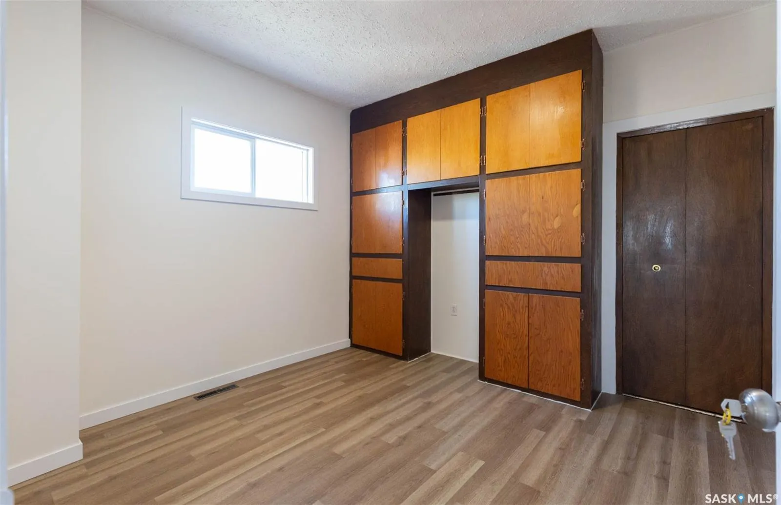375 Fairford STREET W
