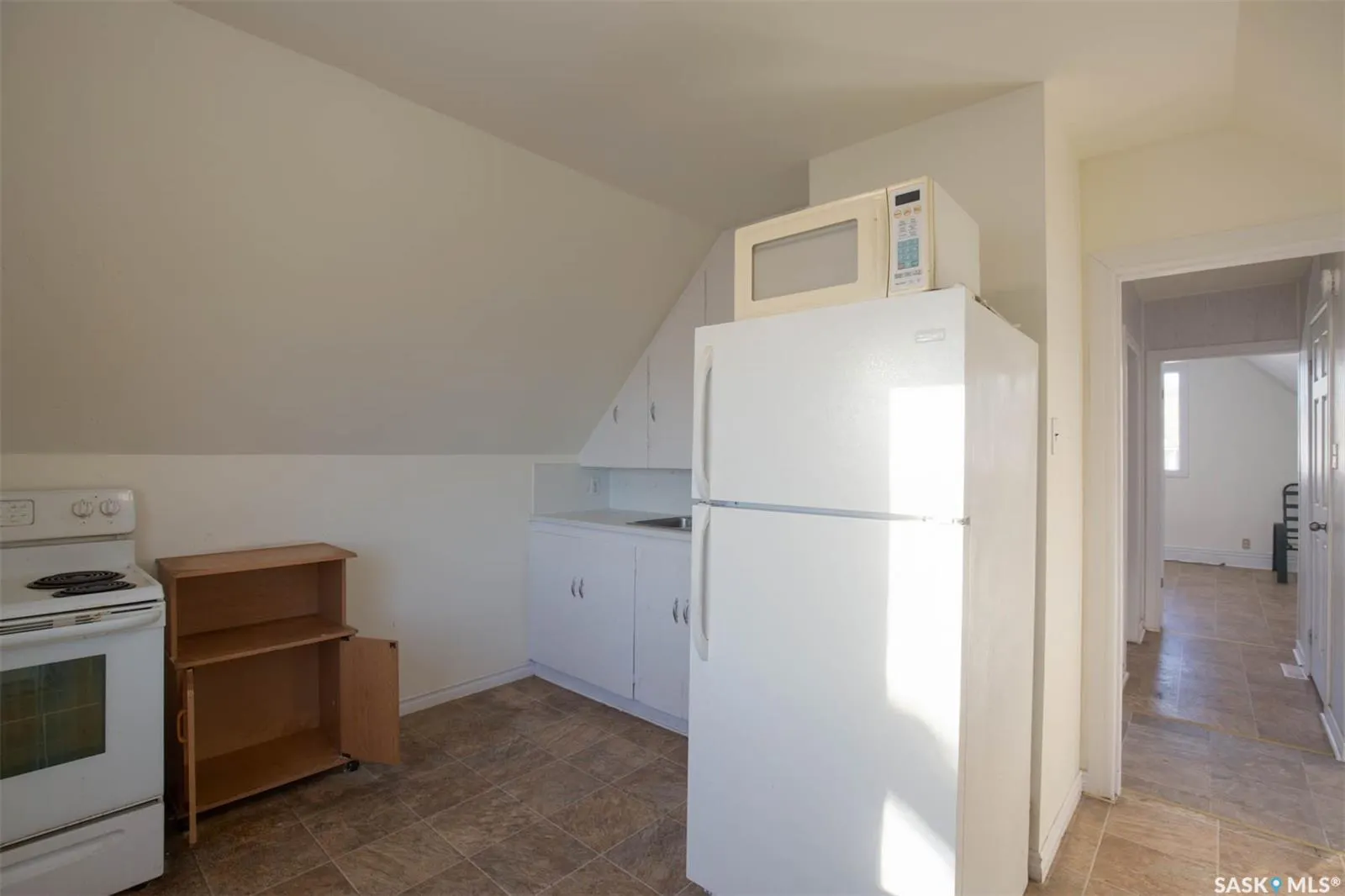 375 Fairford STREET W
