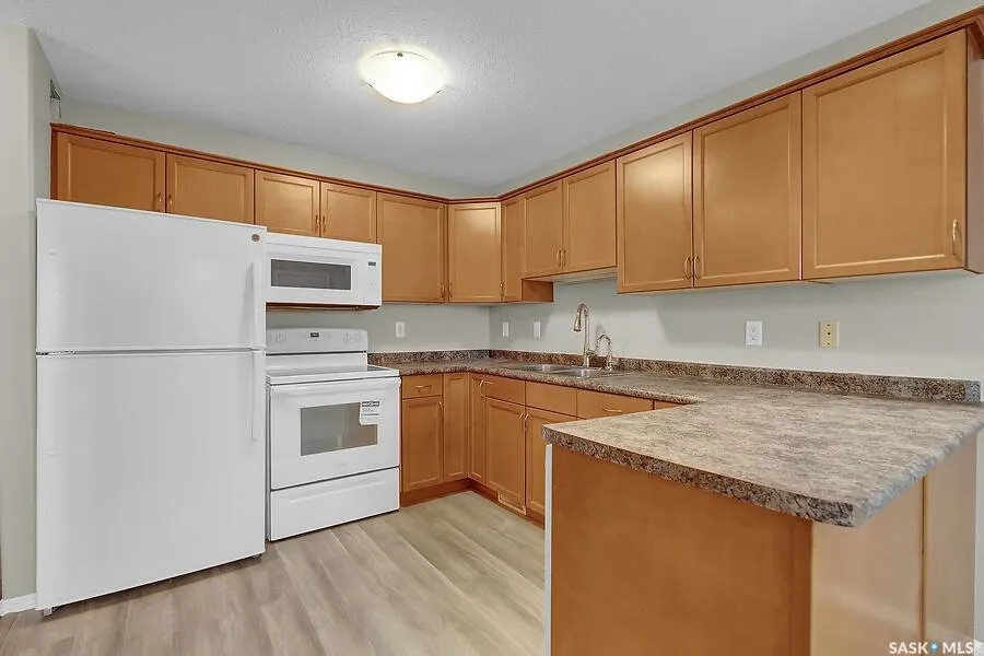 221 South Front STREET, #221